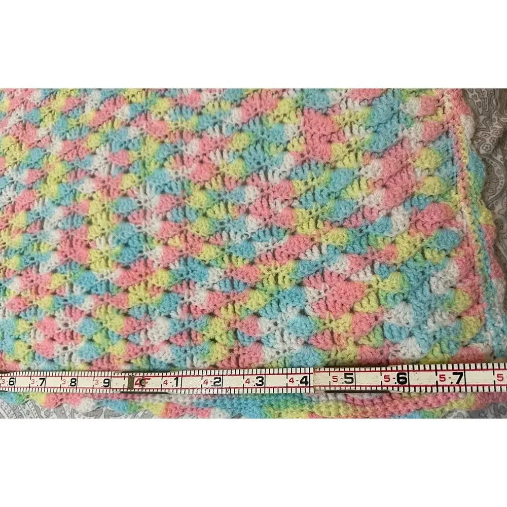 Vtg Baby Blanket Afghan Crochet Scallop Edge Trim Variegated Handcrafted 38